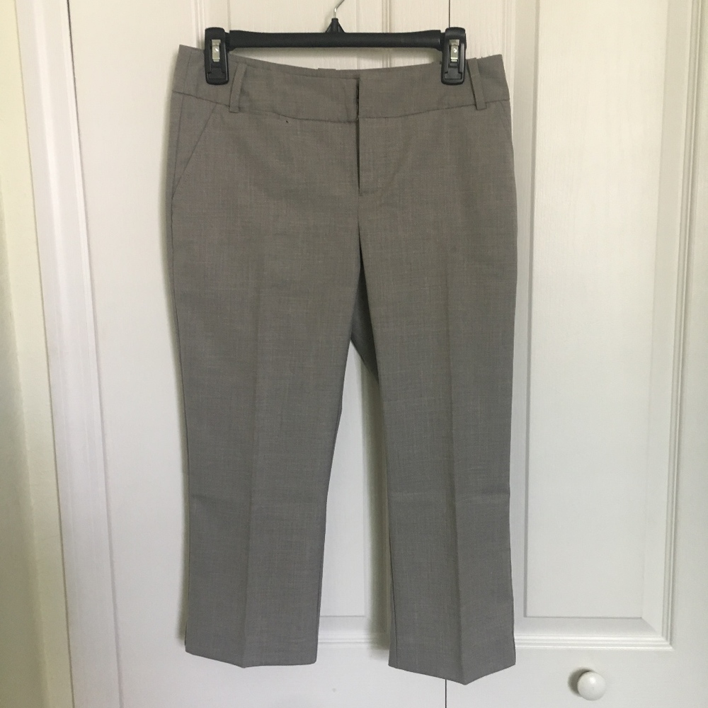 Mossimo capris light grey silver pants